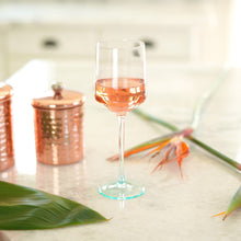 Load image into Gallery viewer, Quetzal Wine Glass - Set of 4