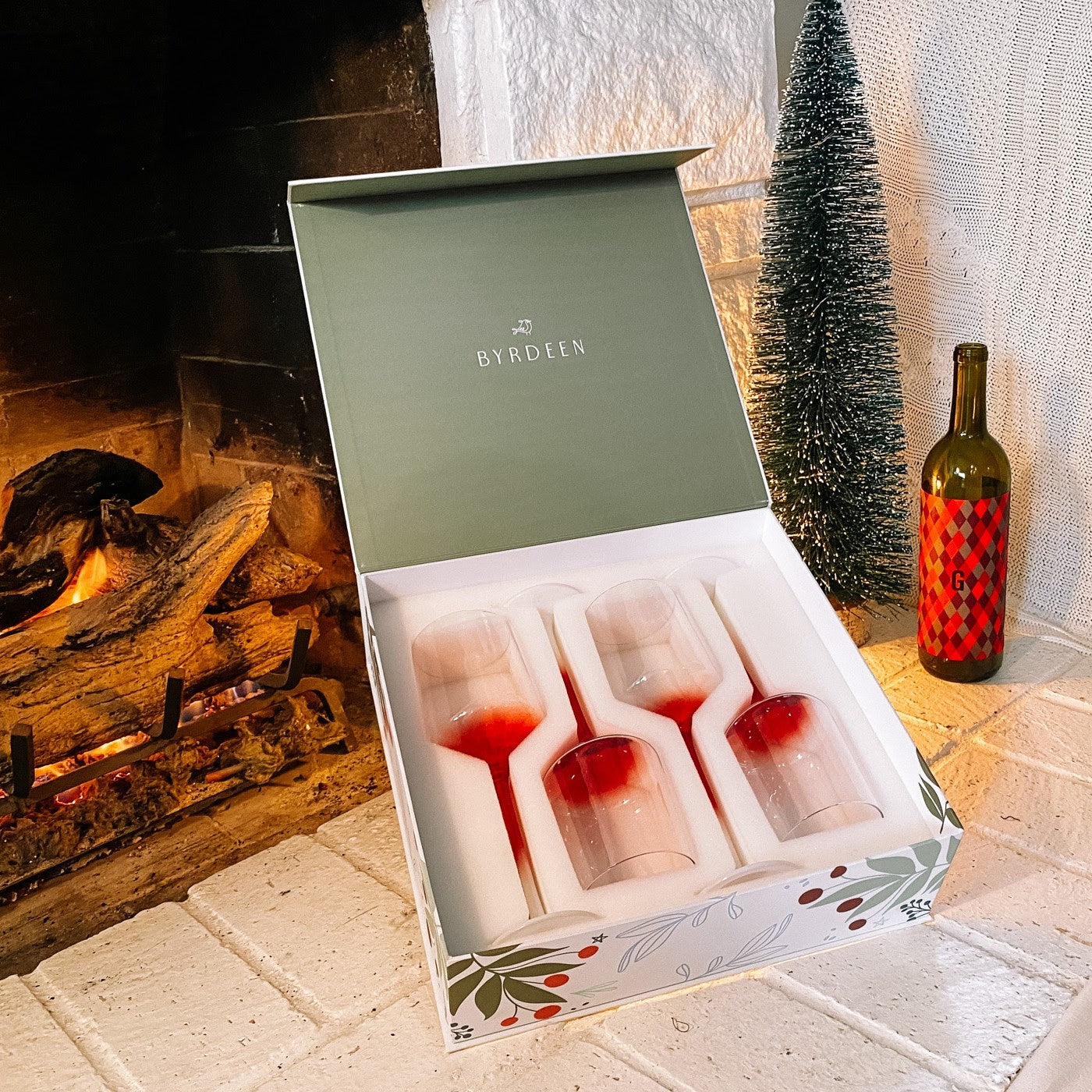 Peppermint Wine Glass - Set of 4  byrdeen.com